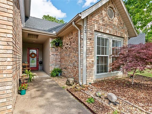4th image of 12 Bluestem Ln