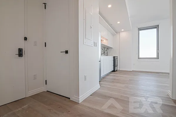 Rented by EXR | media 17