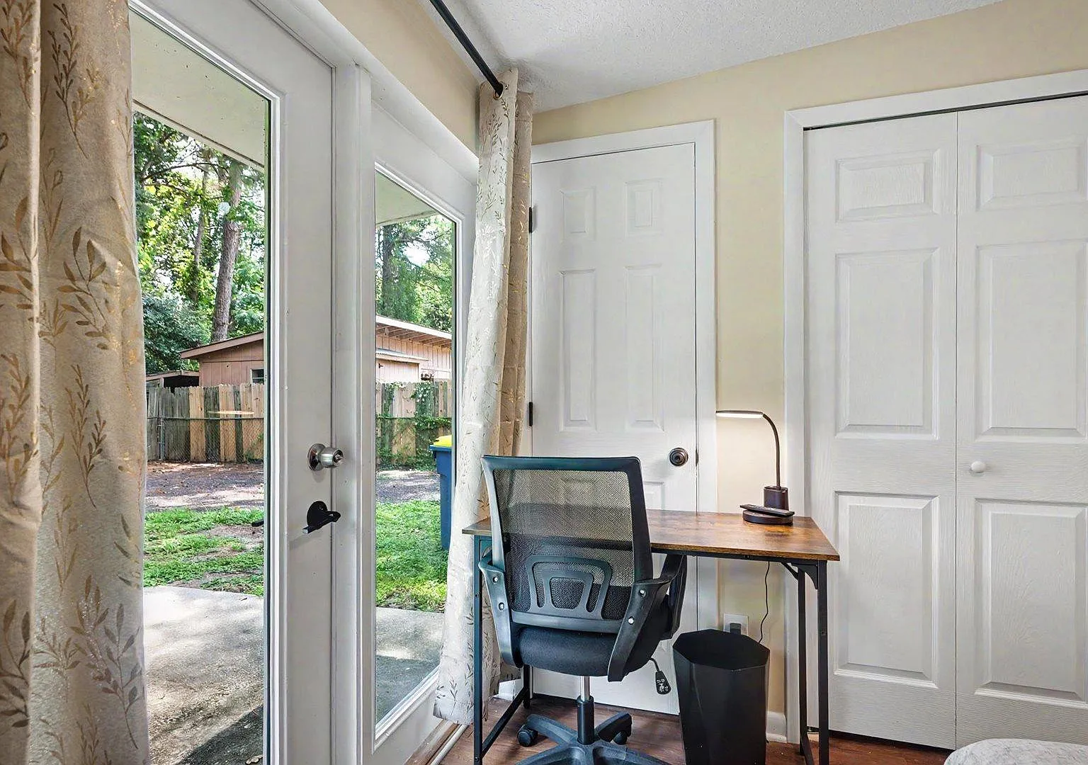 4 bed, 3.0 bath, 1450 sqft, $957 — Photo 3