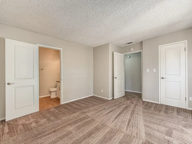 Chardonnay Ridge | Master Bedroom