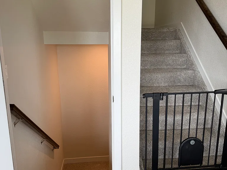 8053 Yellowleaf Pl — Photo 32