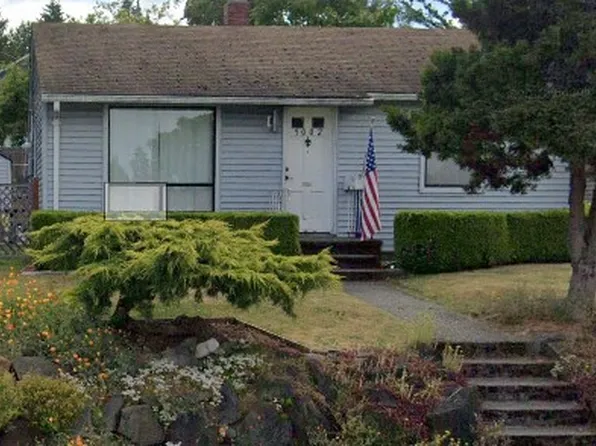 5002 47th Ave SW, Seattle, WA 98136