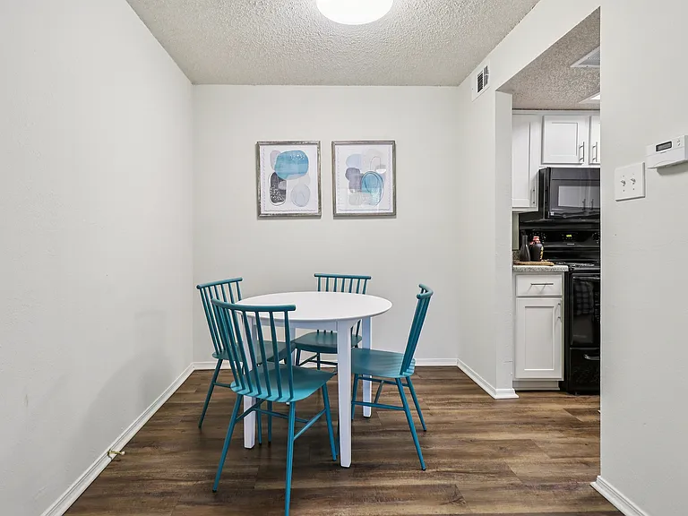 A2 Dining room