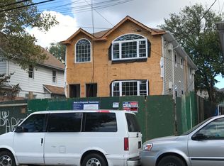 14043 243rd St, Jamaica, NY 11422