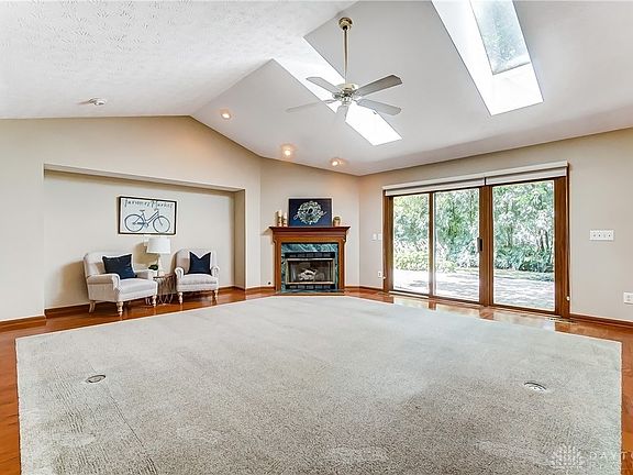 4th image of 2476 Severn Ln
