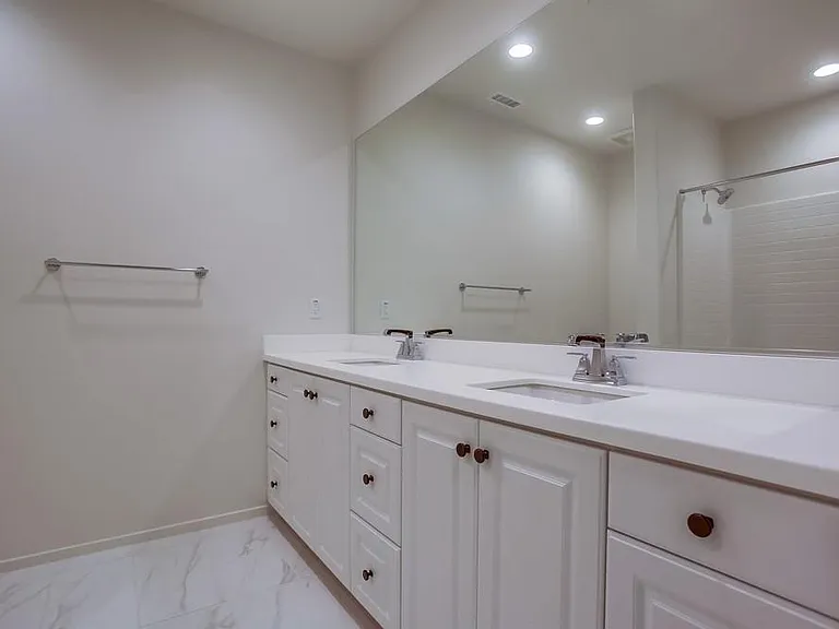 693 Gemstone Dr — Photo 25