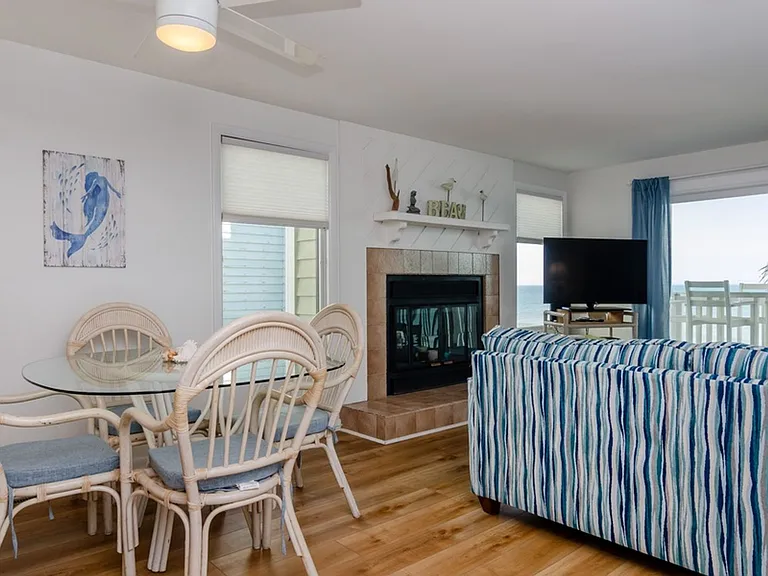 2102B Surfrider Ct — Photo 12