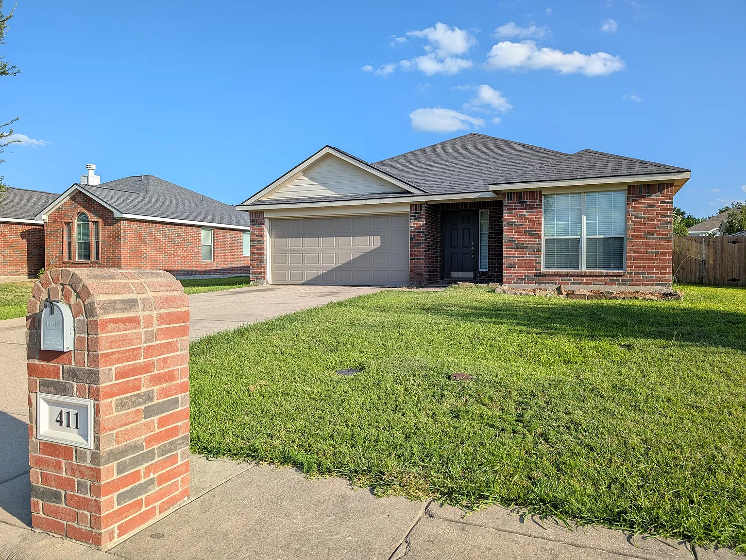 3 bed, 1332 sqft, $1,695 — Photo 3