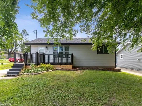 2319 E 41st St, Des Moines, IA 50317