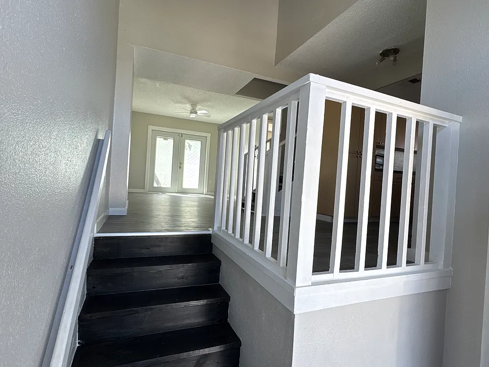 Entryway stairs to first level.