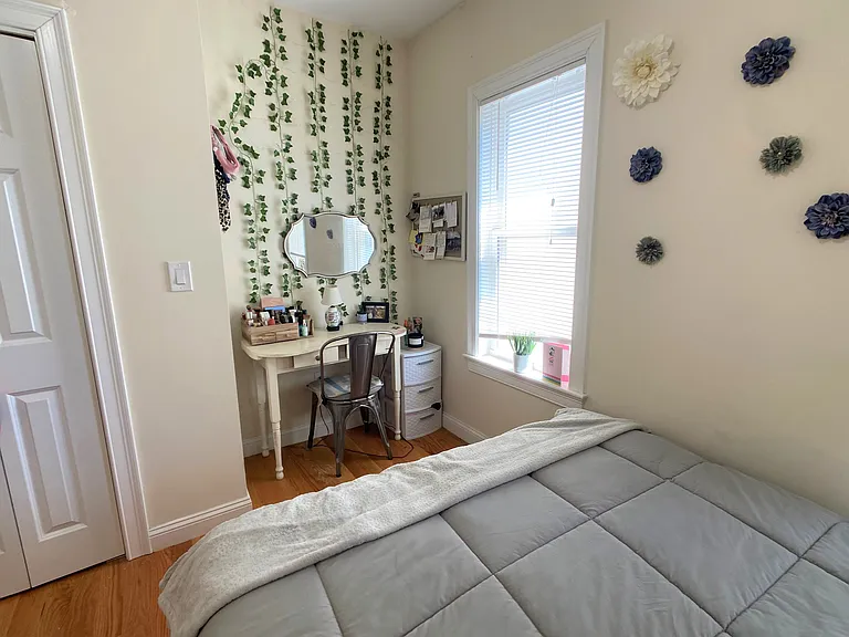 539 Main St #2 — Photo 21
