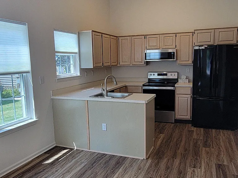 5603 Constitution Ct — Photo 9