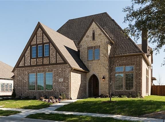 2nd image of 3504 Sutton Dr