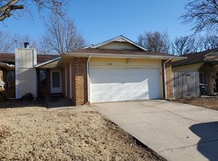 1504-1506 N Evergreen Ln #1504, Wichita, KS 67212