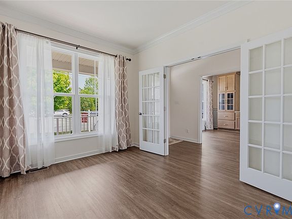 5th image of 7813 Millikin Ln
