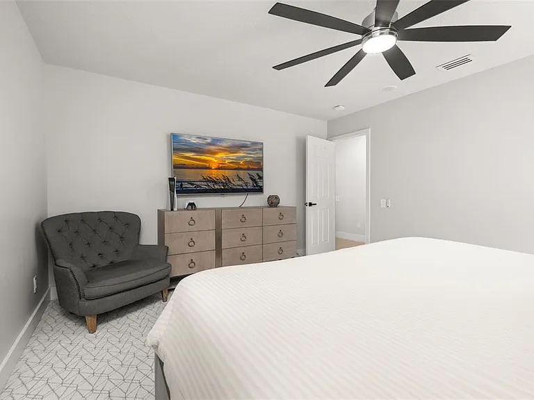 663 Charrice Pl — Photo 36