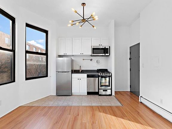 4th image of 193 Ogden Ave #3B