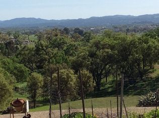 995 Hereford Ln, Paso Robles, CA 93446