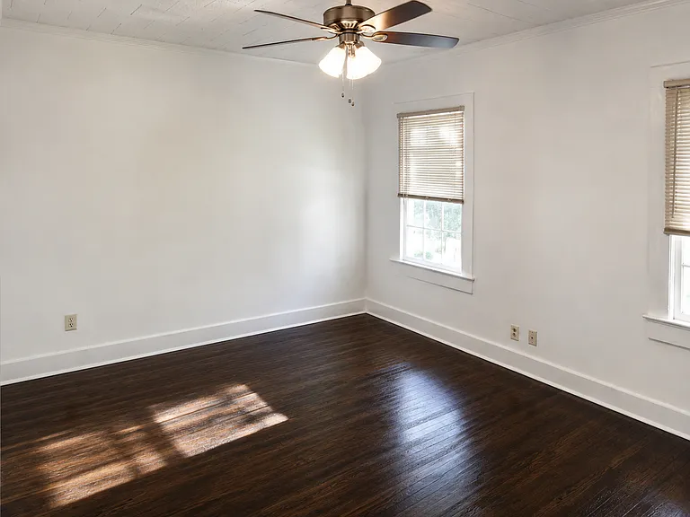 1015 W Congress St — Photo 5