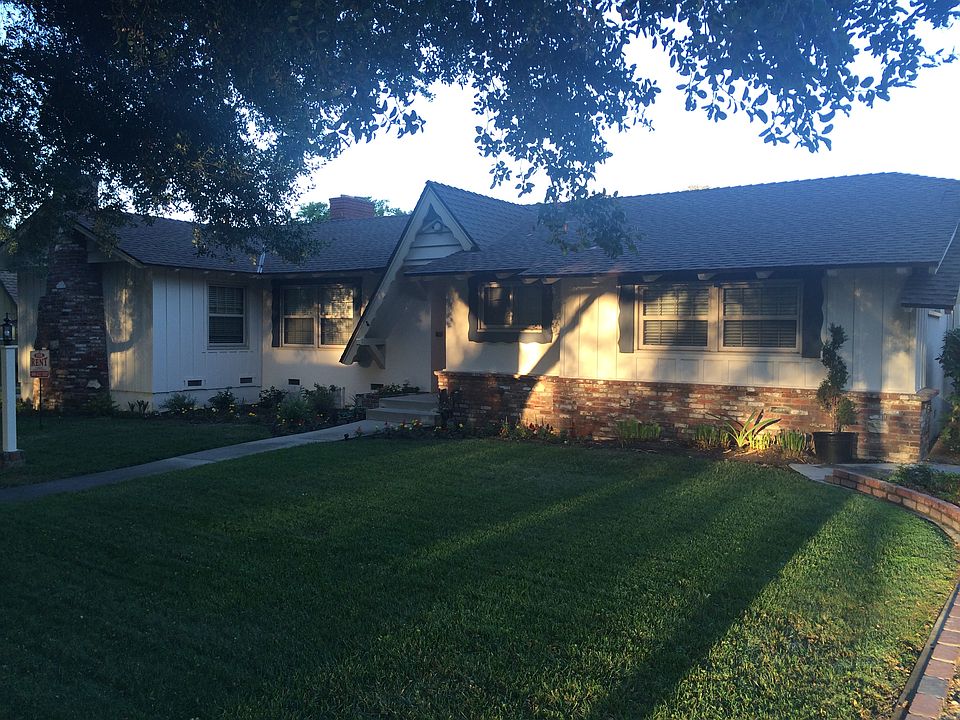 1st image of 1515 N Laurel Ave