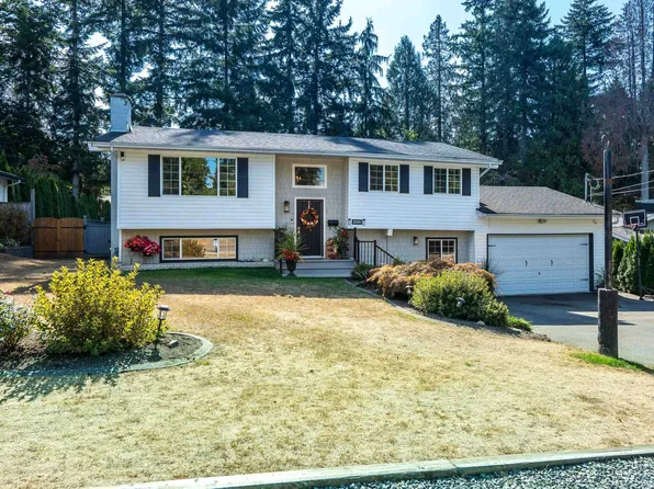 20504 43rd Ave, Langley, BC V3A 3C2