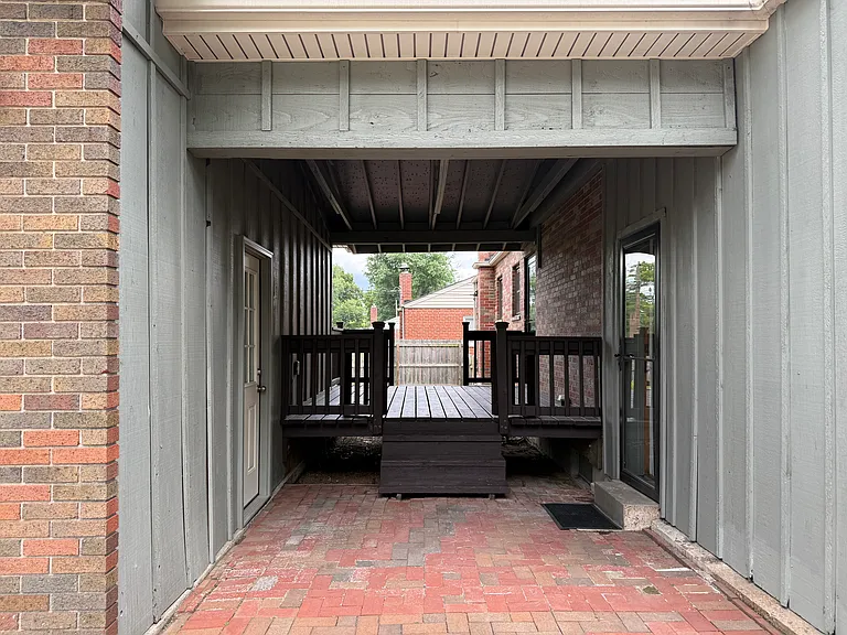 551 Rayburn Ave — Photo 5