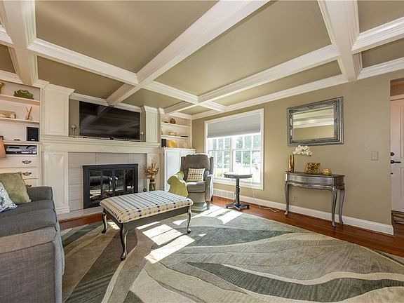 4th image of 12643 Ward Dr