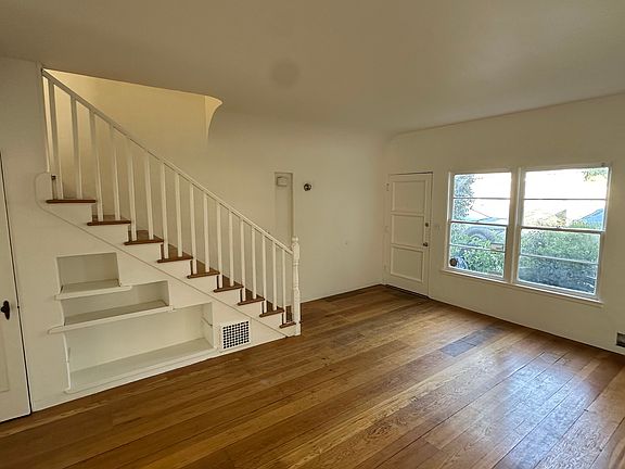 3rd image of 27 Home Pl E #27