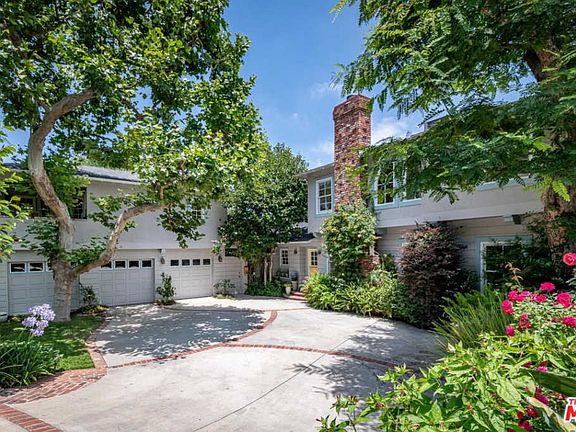 3rd image of 14161 Valley Vista Blvd