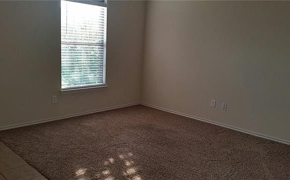 5th image of 1525 Brandon Dr