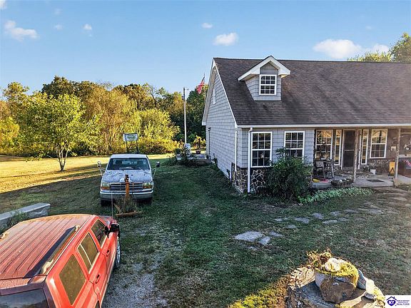 3rd image of 90 Willoughby Rd