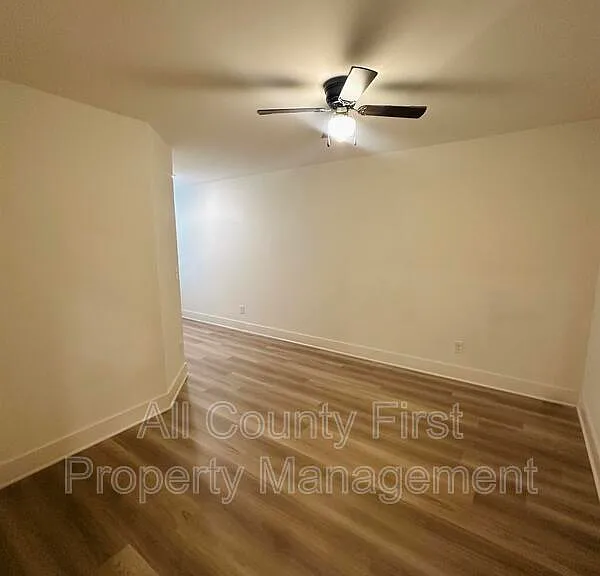 5788 Calle Vista Dr — Photo 10
