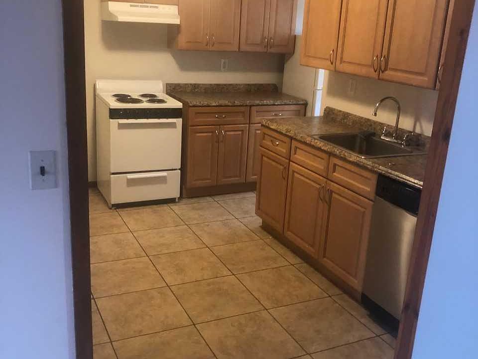 1st image of 45 E 6th St