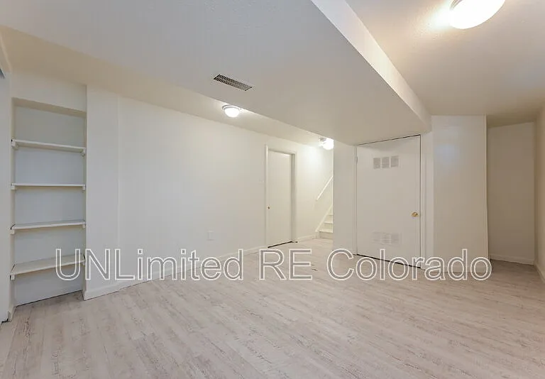 7413 S Albion St — Photo 16