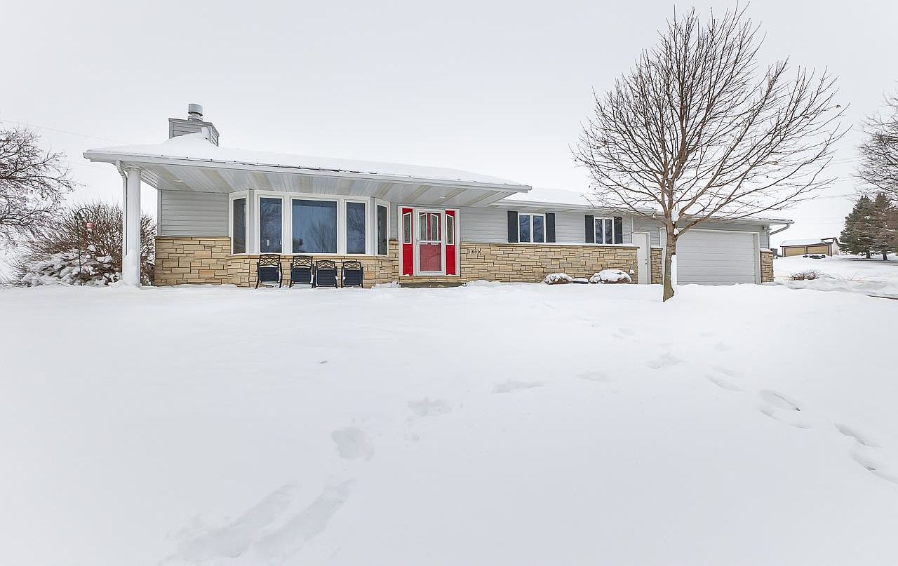 1809 Swagosa Dr, Maquoketa, IA 52060 Zillow