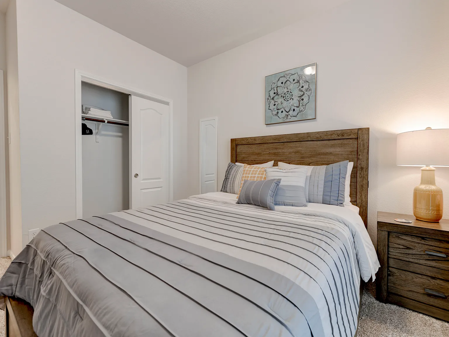 4 bed, $4,950 — Photo 4