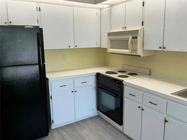2207 Belleair Rd #B22 — Photo 8