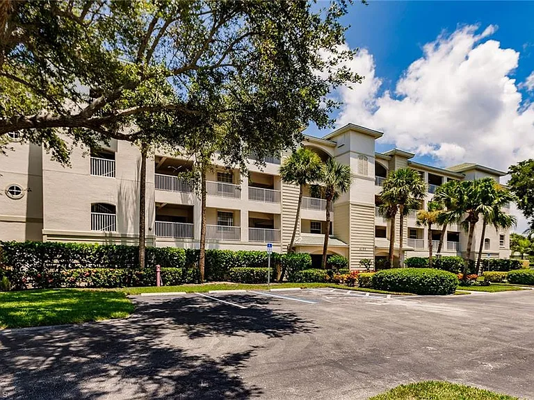 4120 Bayhead Dr #303 — Photo 35