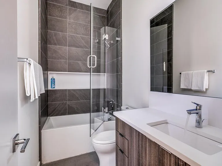 3860 Highgrove Dr — Photo 24