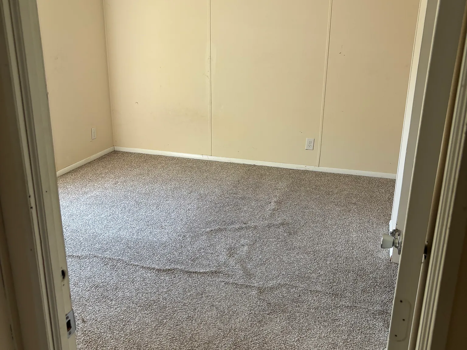 2 bed, 800 sqft, $750 — Photo 3