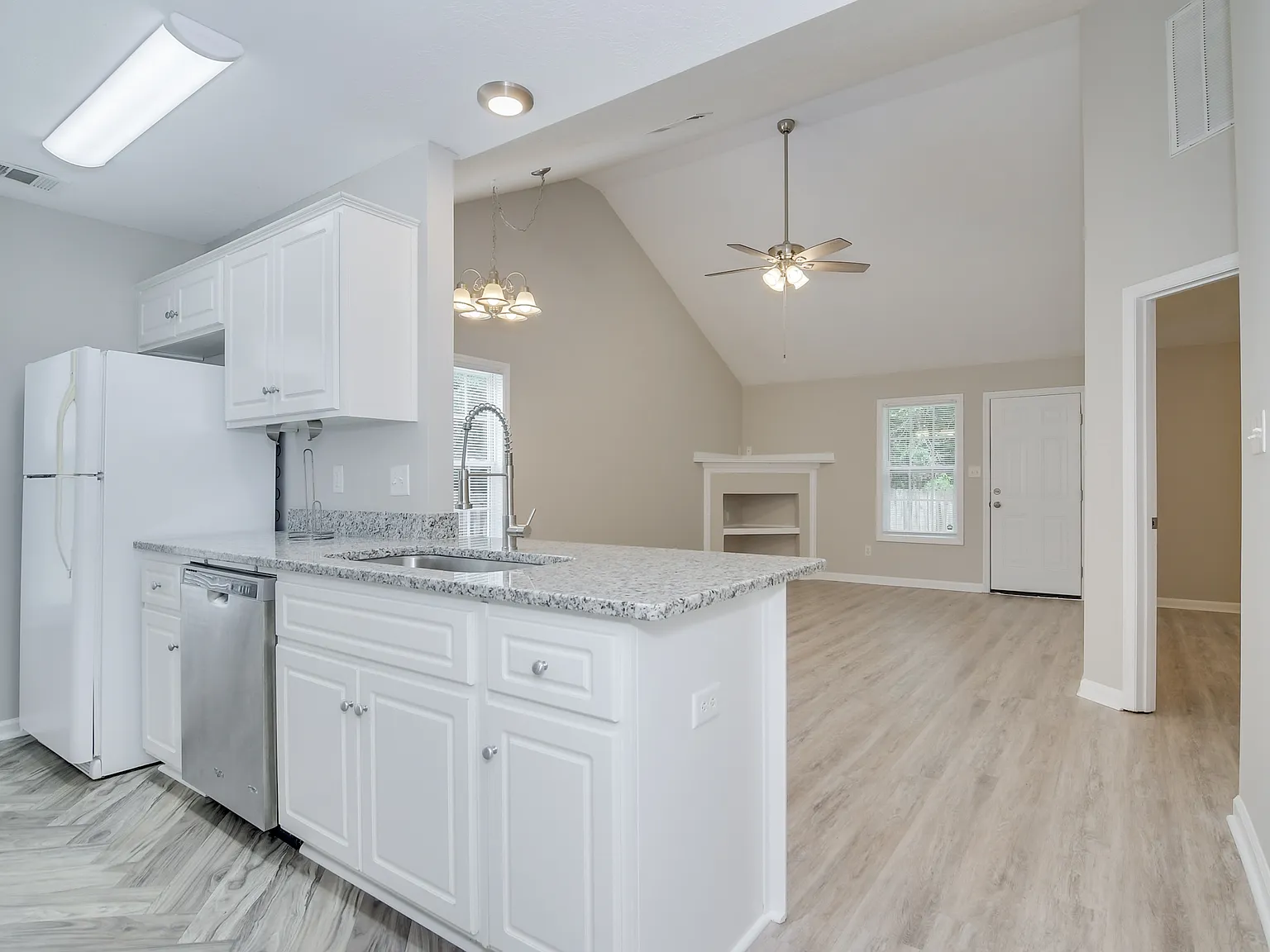 448 Northrop Place - 1 — Photo 3