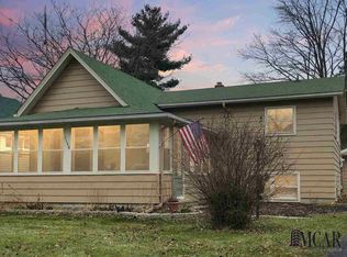 1150 W Temperance Rd, Temperance, MI 48182