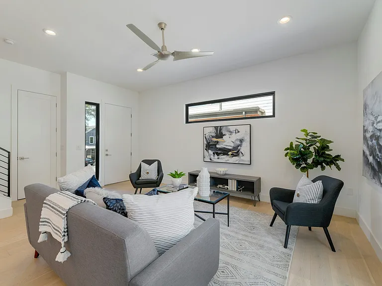 1205 Deloney St #A — Photo 6