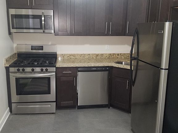 2nd image of 303 Pacific Ave #15