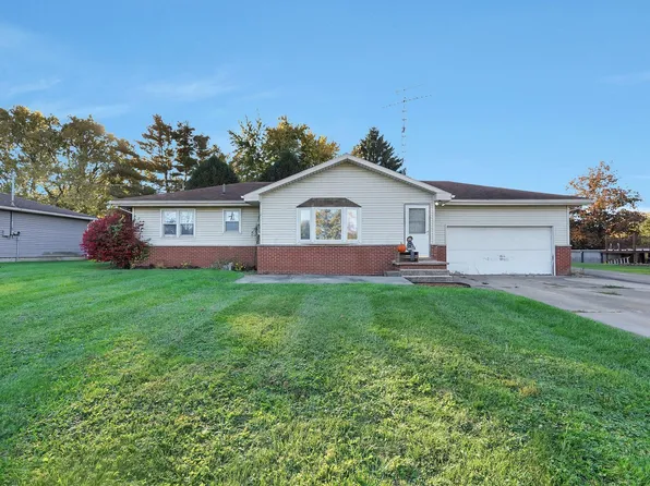 1643 Suburban Dr, Mansfield, OH 44903