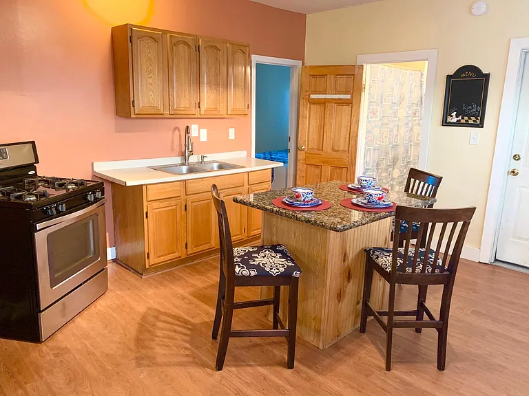 206 California Ave #2 — Photo 7