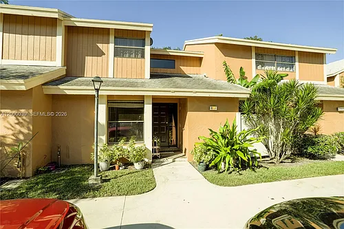 2215 NW 45th Ave #2215 Photo 1