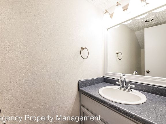 4th image of 12125 El Sendero Dr #4934