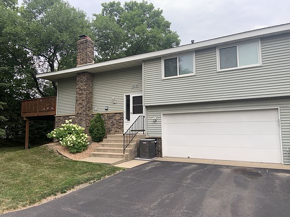 2nd image of 12306 Oak Leaf Ct
