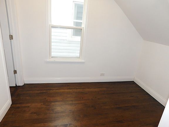 4th image of 5333 W 25th Pl